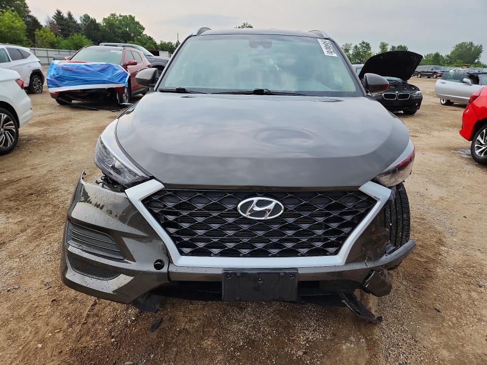 Photo 5 from auction – 2019 HYUNDAI TUCSON with VIN KM8J3CA41KU947750