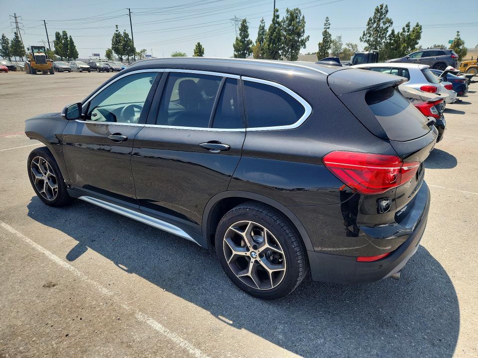 Фото 2 с аукциона – 2018 BMW X1 с VIN WBXHU7C35J3H43913