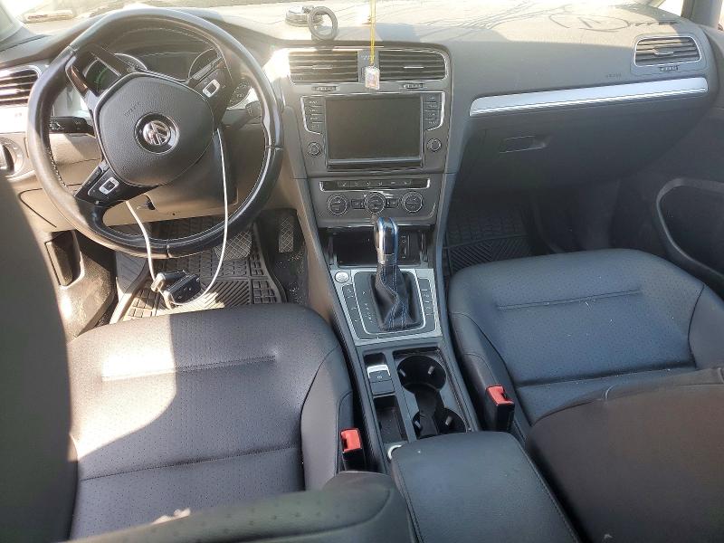 Photo 8 from auction – 2016 VOLKSWAGEN E-GOLF with VIN WVWPP7AU4GW915364