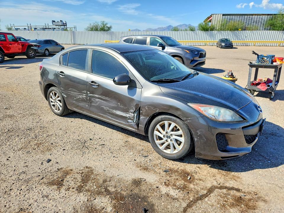 Photo 4 from auction – 2013 MAZDA 3 with VIN JM1BL1WP9D1743427