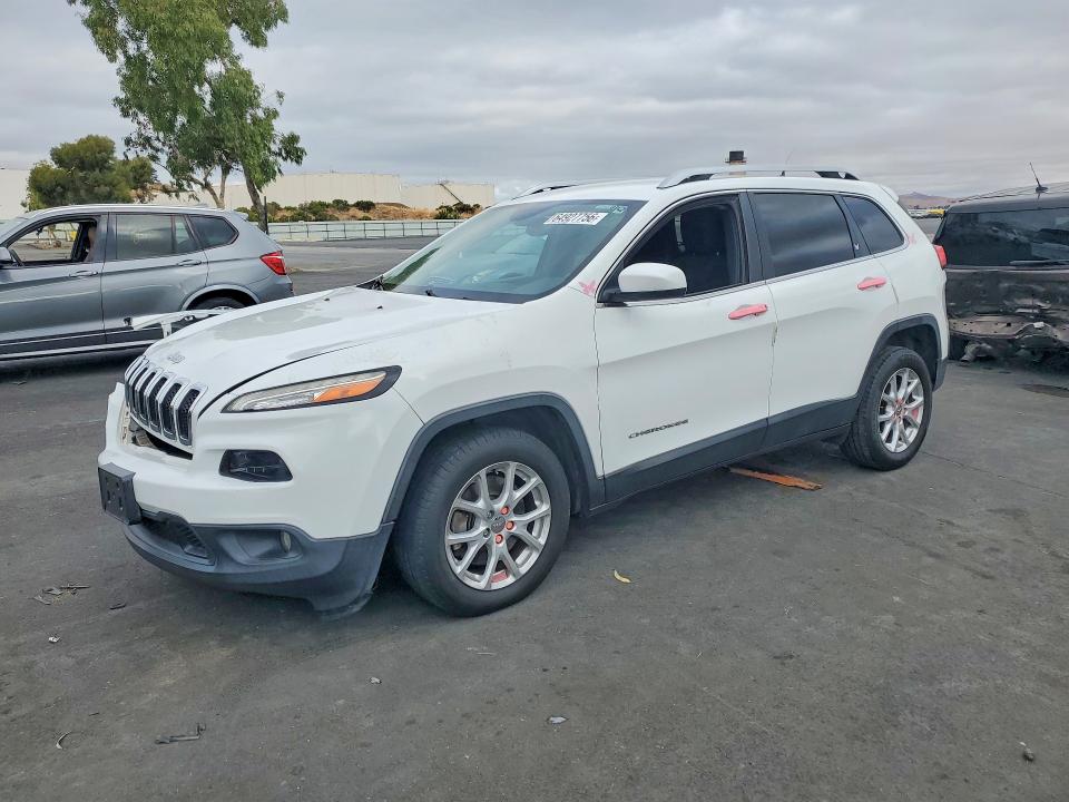 Photo 1 from auction – 2016 JEEP CHEROKEE with VIN 1C4PJLCB2GW113692
