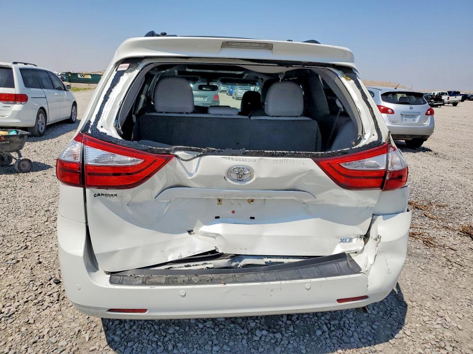 Photo 6 from auction – 2016 TOYOTA SIENNA with VIN 5TDYK3DC9GS713361