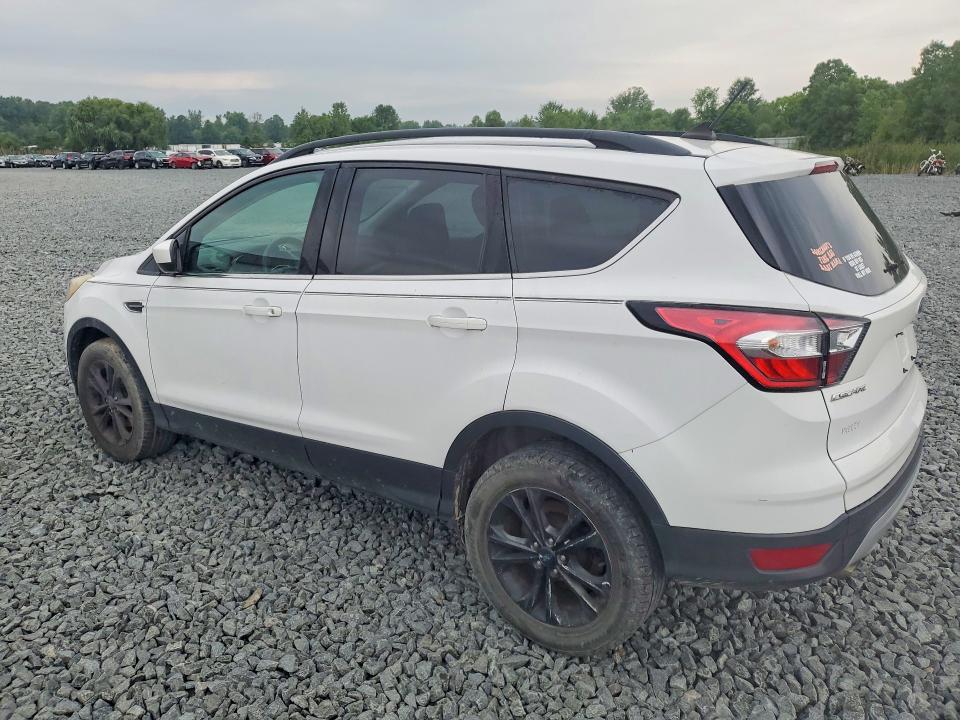 Photo 2 from auction – 2018 FORD ESCAPE with VIN 1FMCU9GD6JUA50602