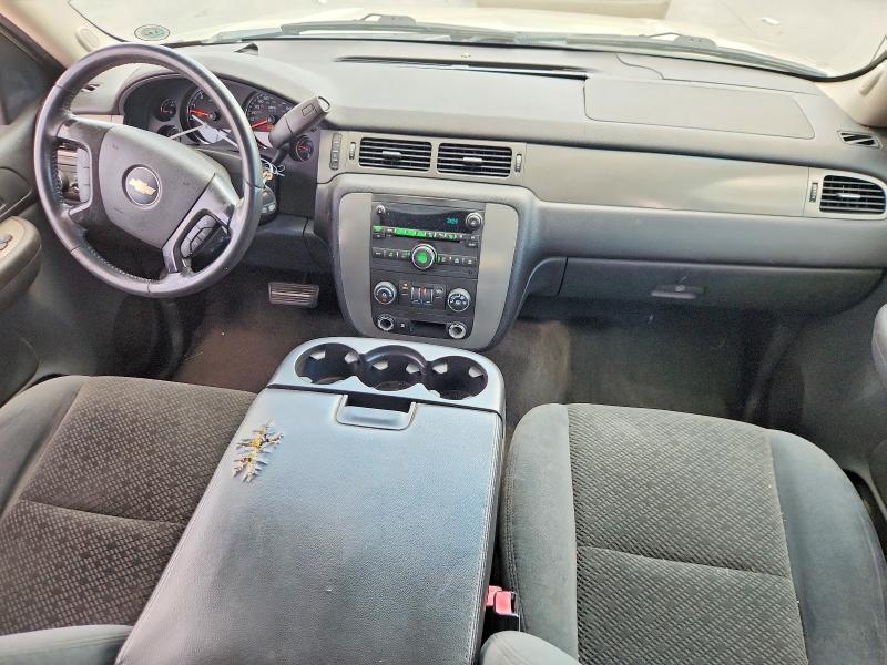 Photo 8 from auction – 2008 CHEVROLET AVALANCHE with VIN 3GNEC12098G305379