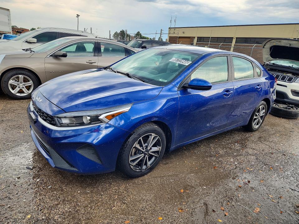 KIA FORTE 2023 with VIN 3KPF24AD6PE654032 - Photo from auction