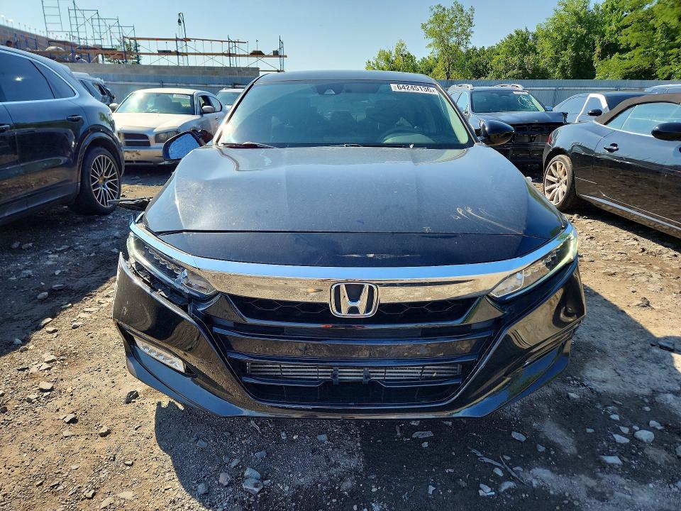 Photo 5 from auction – 2018 HONDA ACCORD with VIN 1HGCV1F46JA106710