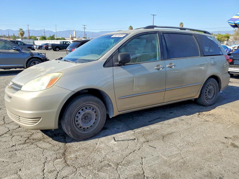 2004 TOYOTA SIENNA - Търг №65674826