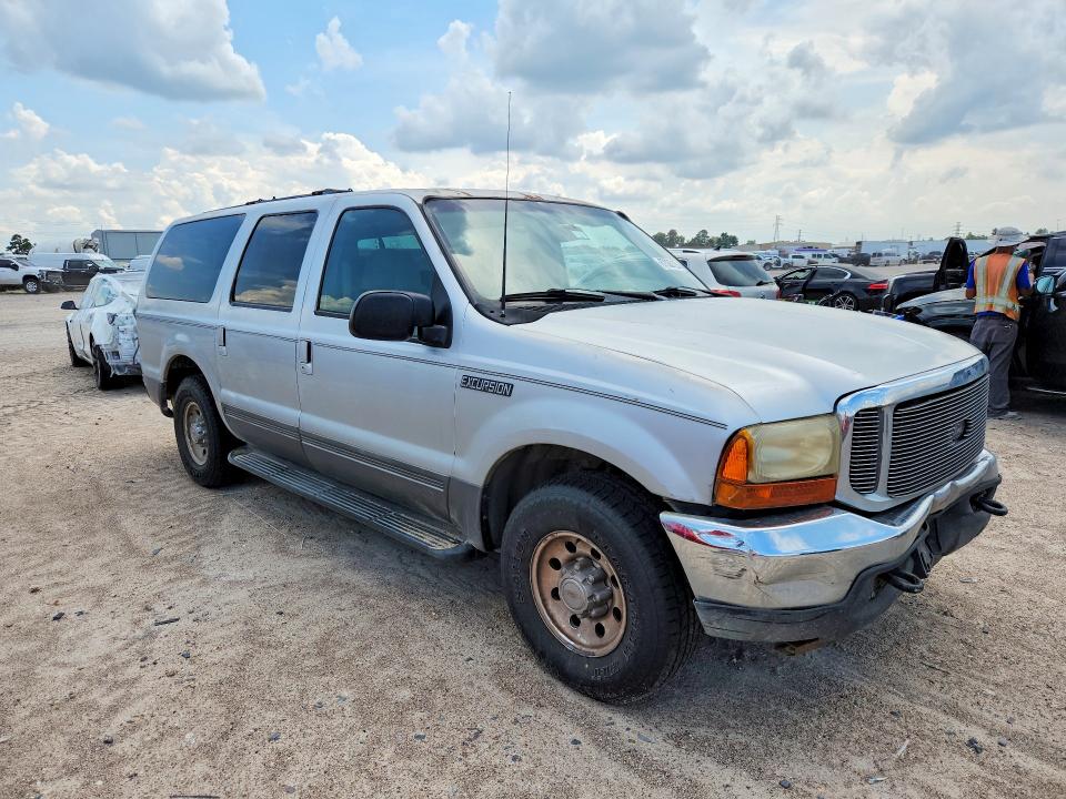 Foto 4 de la subasta – 2001 FORD EXCURSION con VIN 1FMNU40L71EB38386