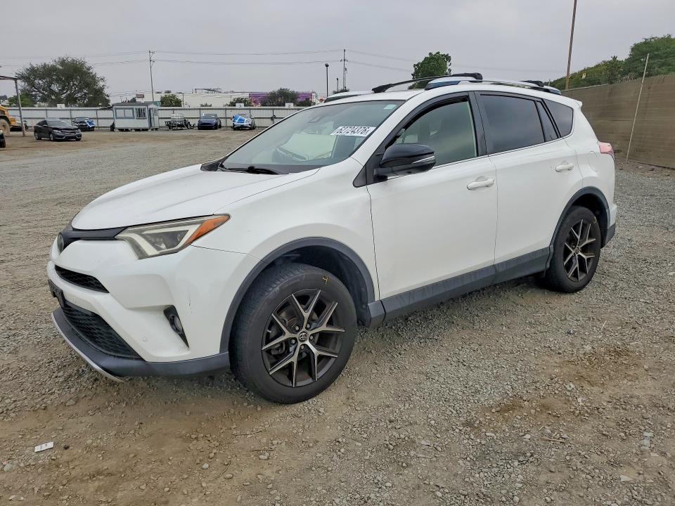 TOYOTA RAV4 2016 with VIN JTMNFREVXGJ066038 - Photo from auction