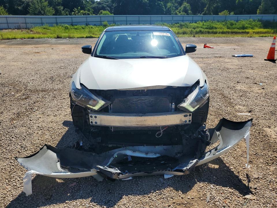 Photo 5 from auction – 2016 NISSAN MAXIMA with VIN 1N4AA6AP2GC423273