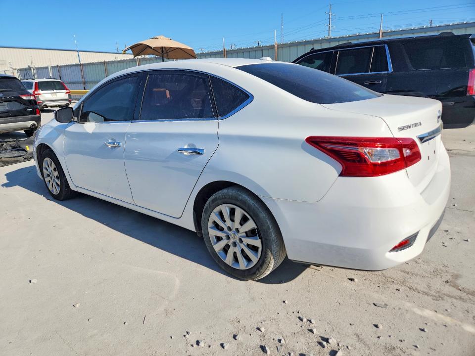 Photo 2 from auction – 2017 NISSAN SENTRA with VIN 3N1AB7AP8HY274585