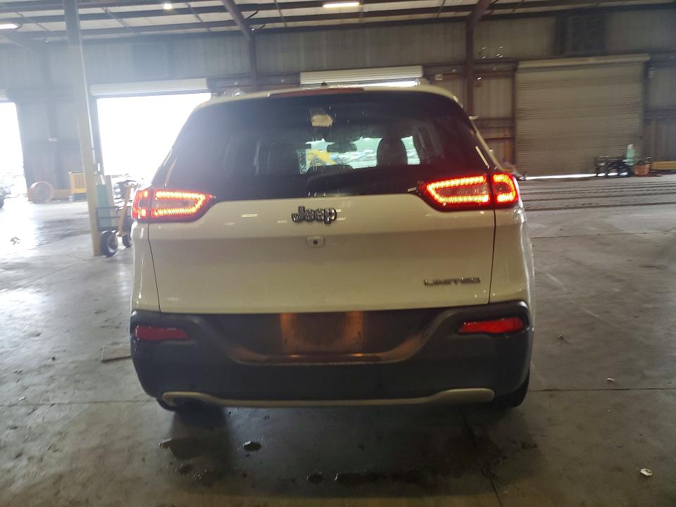 Photo 6 from auction – 2017 JEEP CHEROKEE with VIN 1C4PJLDB5HW533088