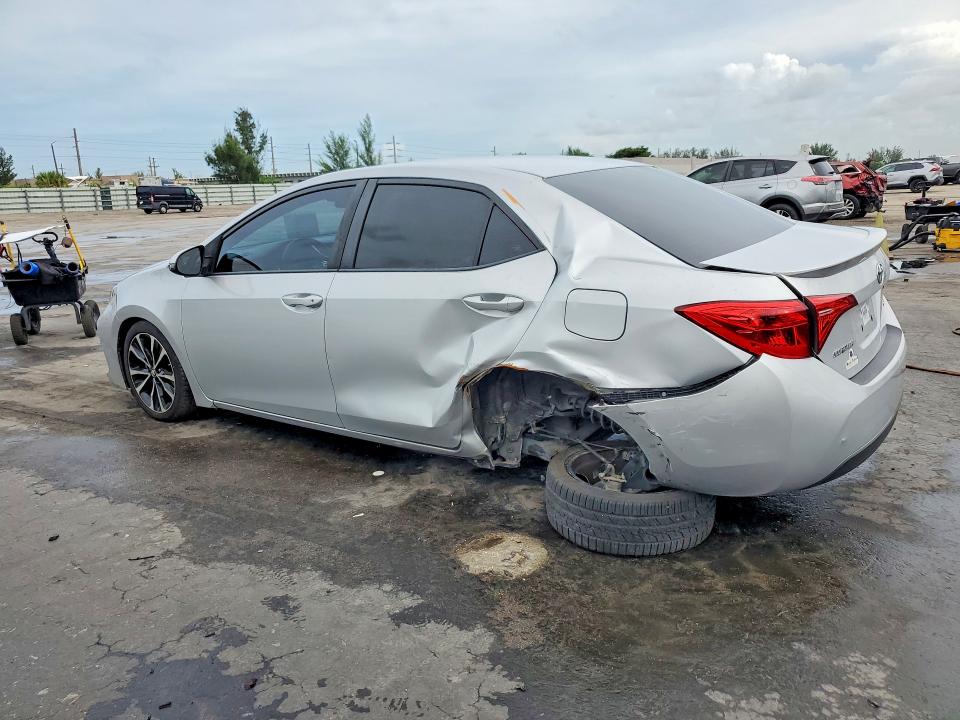 صورة رقم 2 من المزاد - 2017 TOYOTA COROLLA مع VIN 5YFBURHE3HP655577