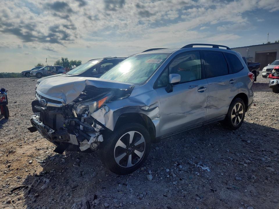 SUBARU FORESTER 2018 with VIN JF2SJAGC6JH463227 - Photo from auction
