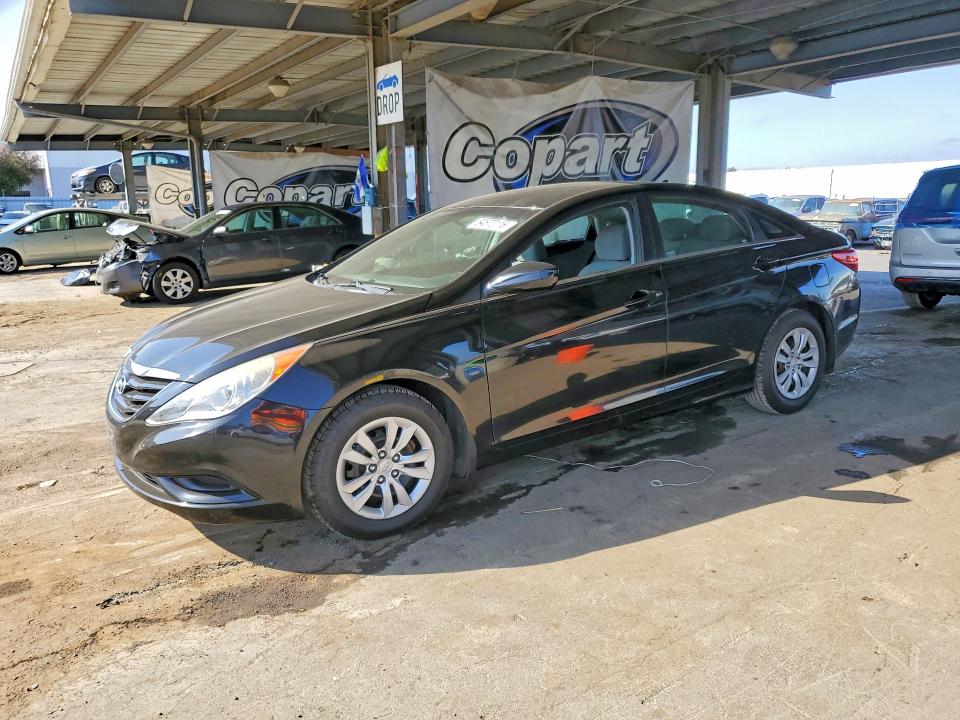 HYUNDAI SONATA 2011 with VIN 5NPEB4AC3BH173470 - Photo from auction