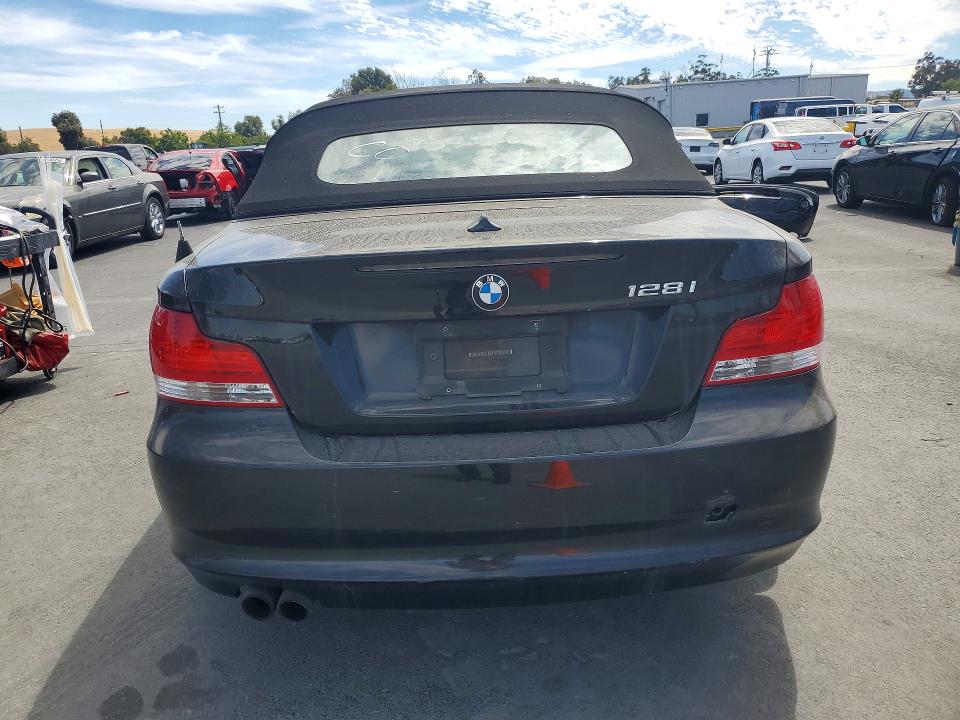 Photo 6 from auction – 2008 BMW 128 with VIN WBAUN13528VH80470