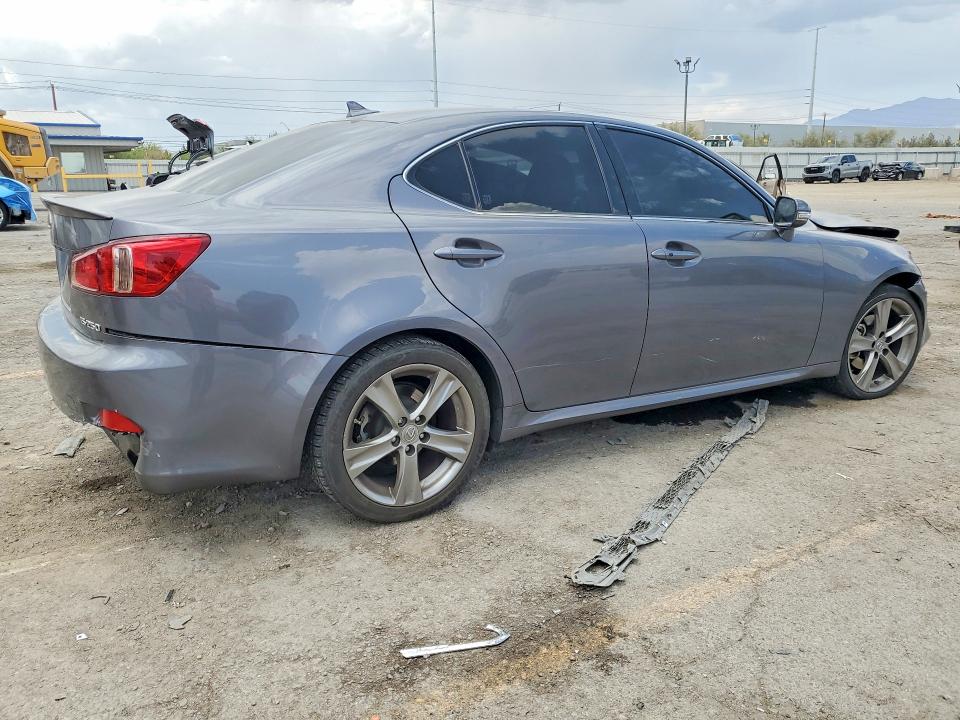 Photo 3 from auction – 2012 LEXUS IS 250 with VIN JTHBF5C26C5170158