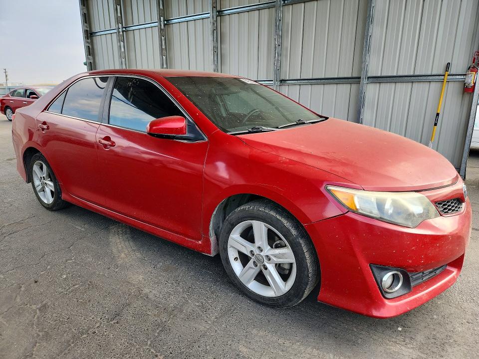 Photo 4 from auction – 2014 TOYOTA CAMRY with VIN 4T1BF1FK5EU803629