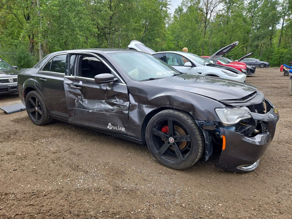 Zdjęcie 4 z aukcji – 2015 CHRYSLER 300 z VIN 2C3CCAAG6FH815480