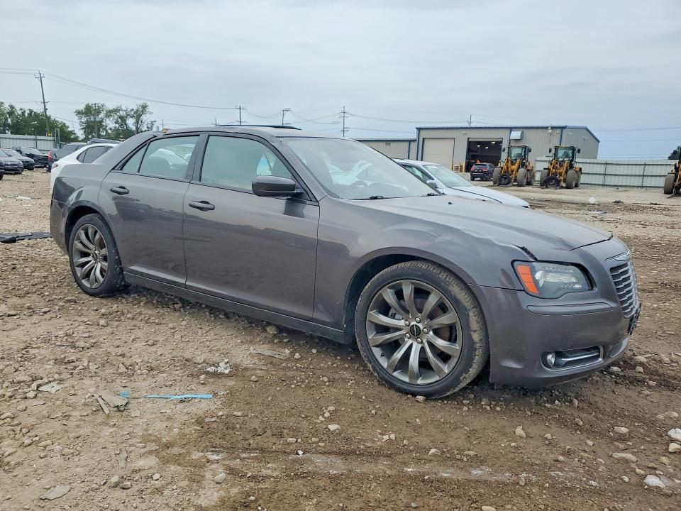 Photo 4 from auction – 2014 CHRYSLER 300 with VIN 2C3CCABG8EH355509