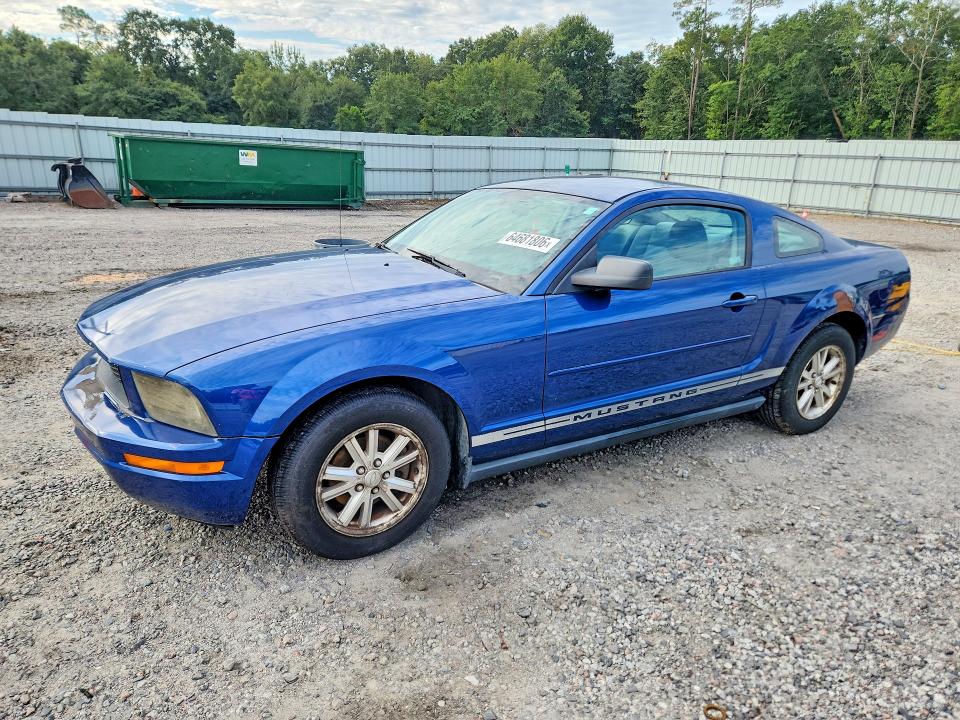 FORD MUSTANG 2008 with VIN 1ZVHT80N085150089 - Photo from auction