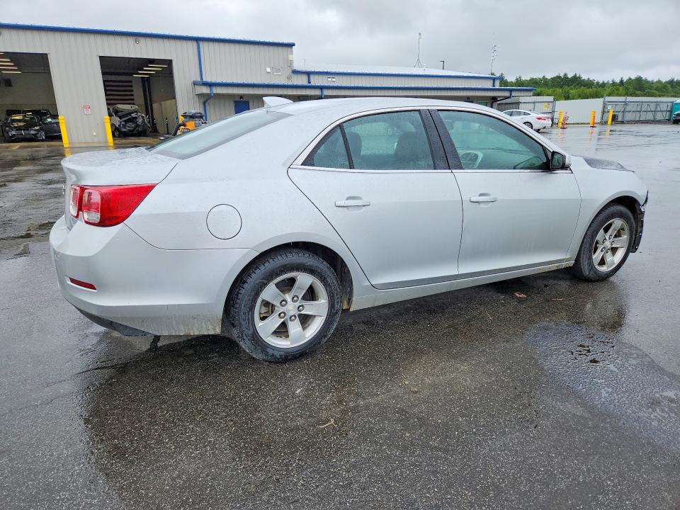 Photo 3 from auction – 2015 CHEVROLET MALIBU with VIN 1G11C5SL7FF114009