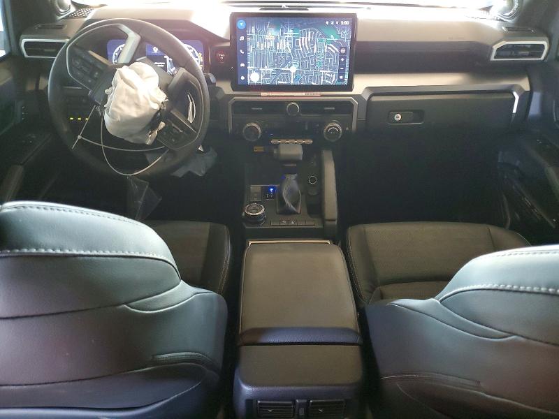 Photo 8 from auction – 2025 TOYOTA 4RUNNER with VIN JTEVB5BR8S5020975