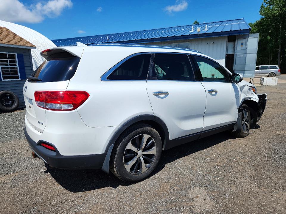 Photo 3 from auction – 2016 KIA SORENTO with VIN 5XYPHDA51GG156433