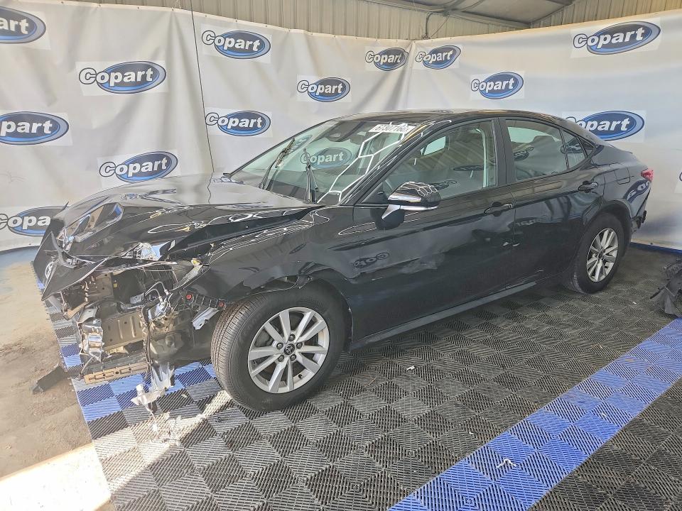 TOYOTA CAMRY 2026 مع رقم تعريف المركبة 4T1DAACK8TU227625 - صورة من المزاد