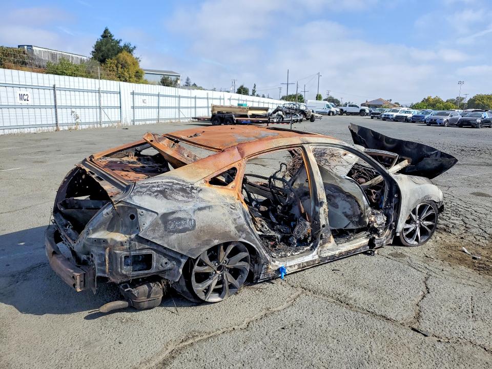 Photo 3 from auction – 2020 HONDA CIVIC with VIN 19XFC1F9XLE209366