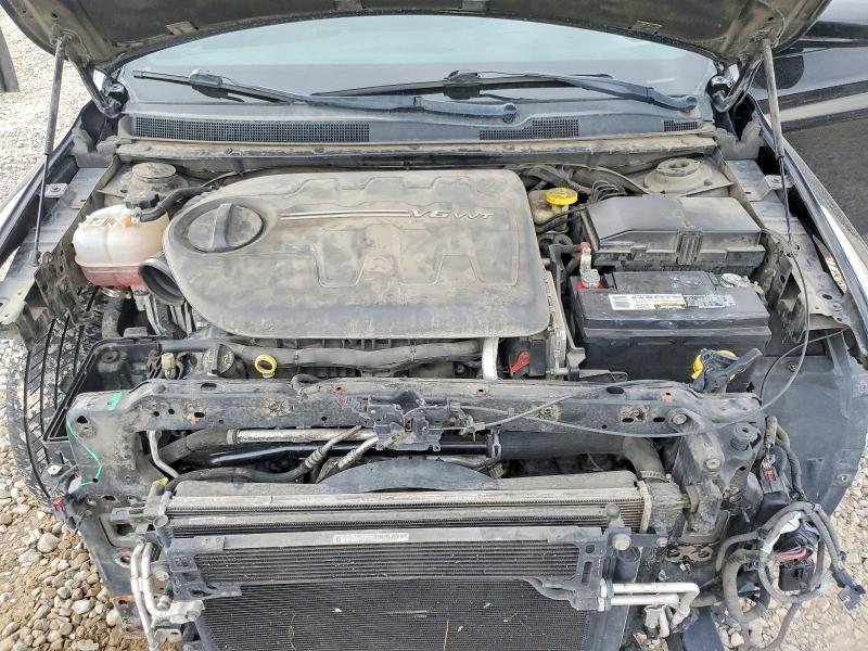Photo 11 from auction – 2016 CHRYSLER 200 with VIN 1C3CCCBG4GN175532