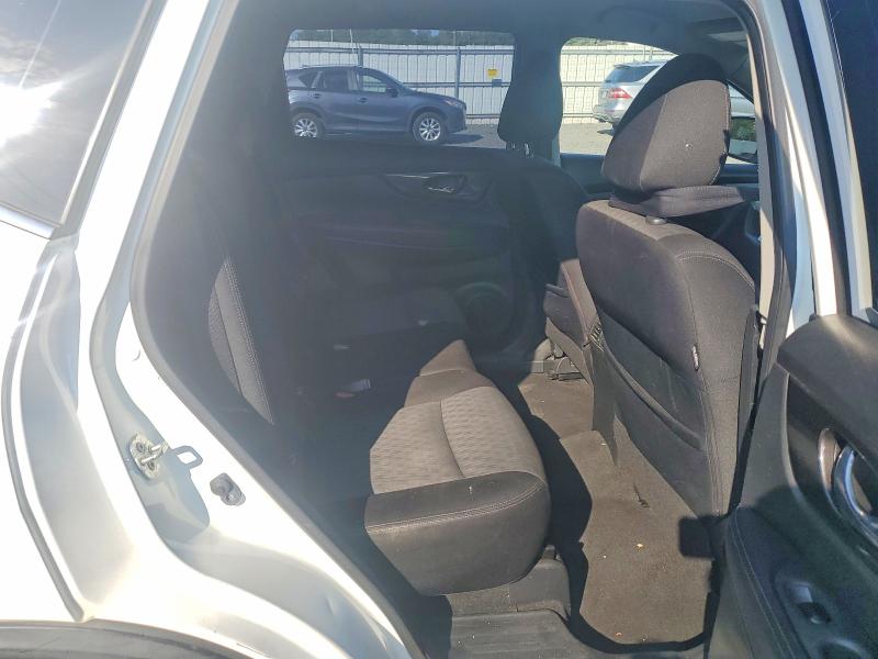 Снимка 11 от търг – 2018 NISSAN ROGUE с VIN JN8AT2MV5JW314677