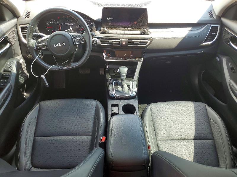 Photo 8 from auction – 2023 KIA SELTOS with VIN KNDETCA29P7430061