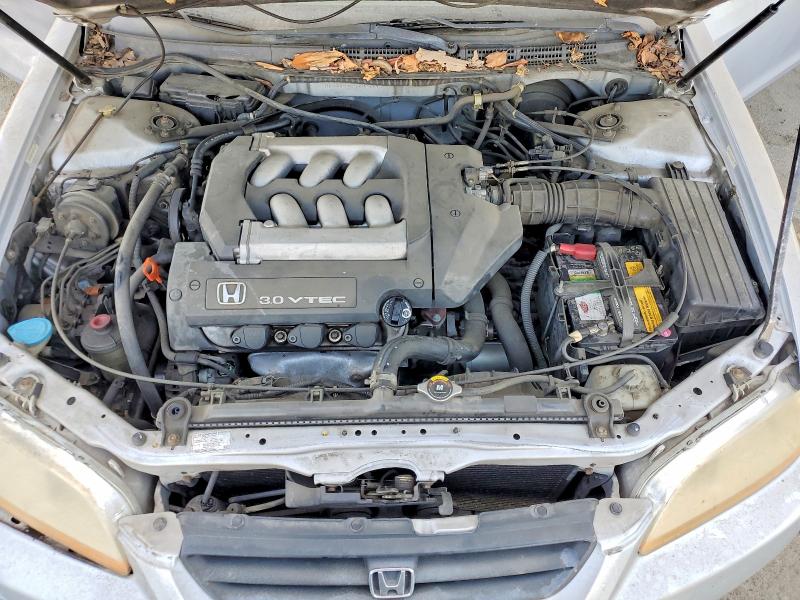 Photo 11 from auction – 2000 HONDA ACCORD with VIN 1HGCG2252YA037149