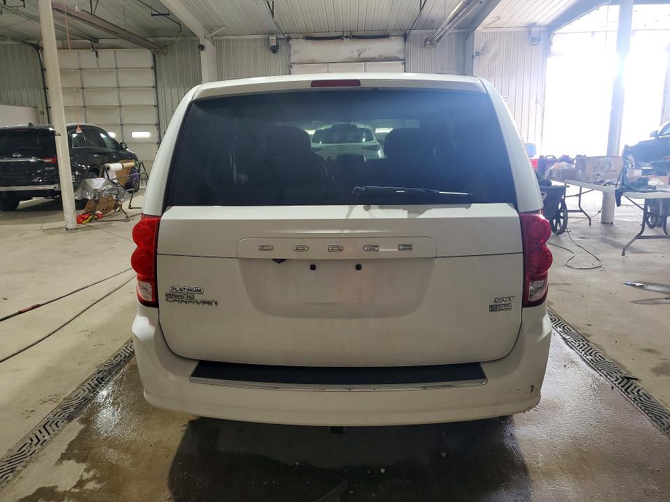 Photo 6 from auction – 2016 DODGE GRAND CARAVAN with VIN 2C4RDGCG7GR168165