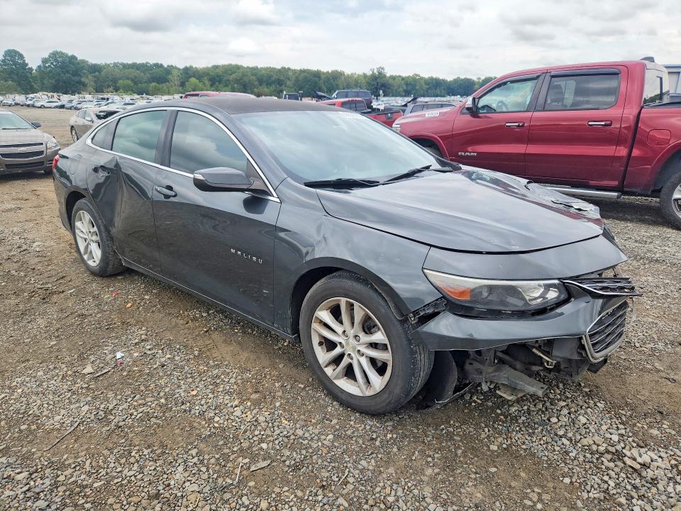 Photo 4 from auction – 2016 CHEVROLET MALIBU with VIN 1G1ZE5ST2GF244648