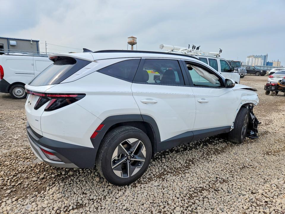 Снимка 3 от търг – 2025 HYUNDAI TUCSON с VIN 5NMJCCDE9SH480755