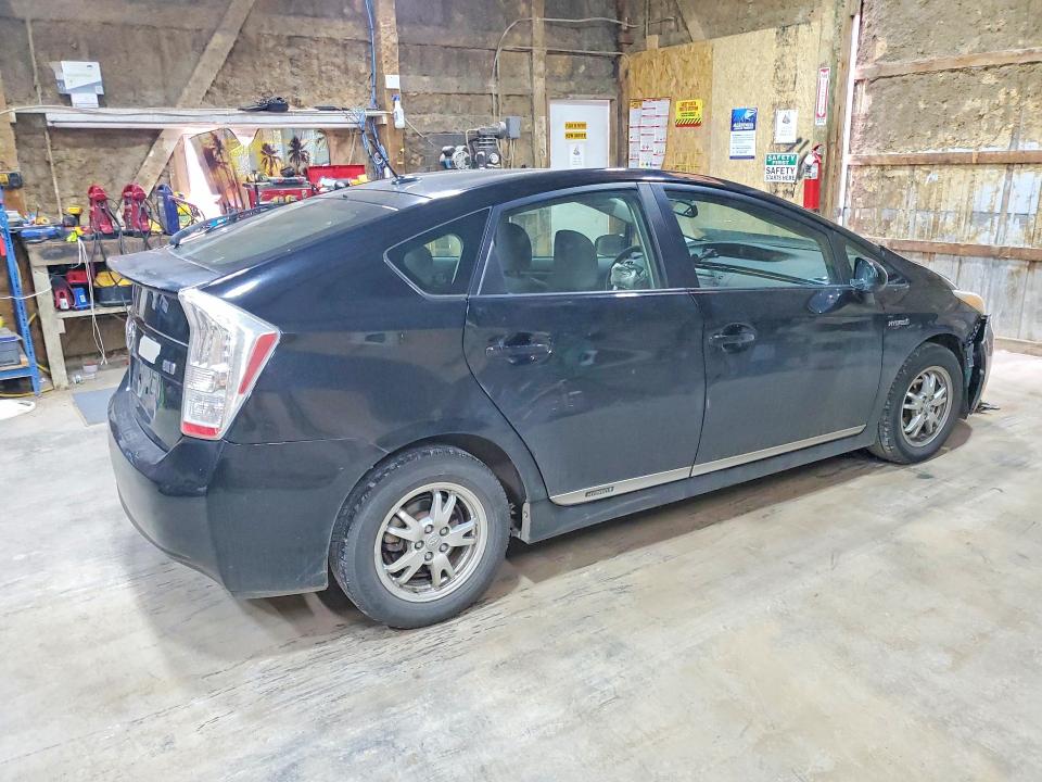 Photo 3 from auction – 2011 TOYOTA PRIUS with VIN JTDKN3DU4B0297589
