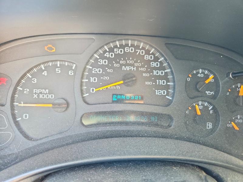 Photo 9 from auction – 2005 GMC YUKON with VIN 1GKEC13V85J153824