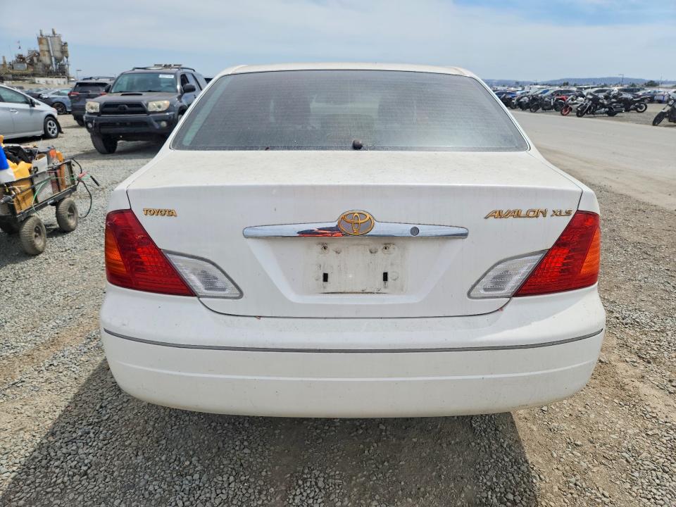 Photo 6 from auction – 2000 TOYOTA AVALON with VIN 4T1BF28B9YU002774