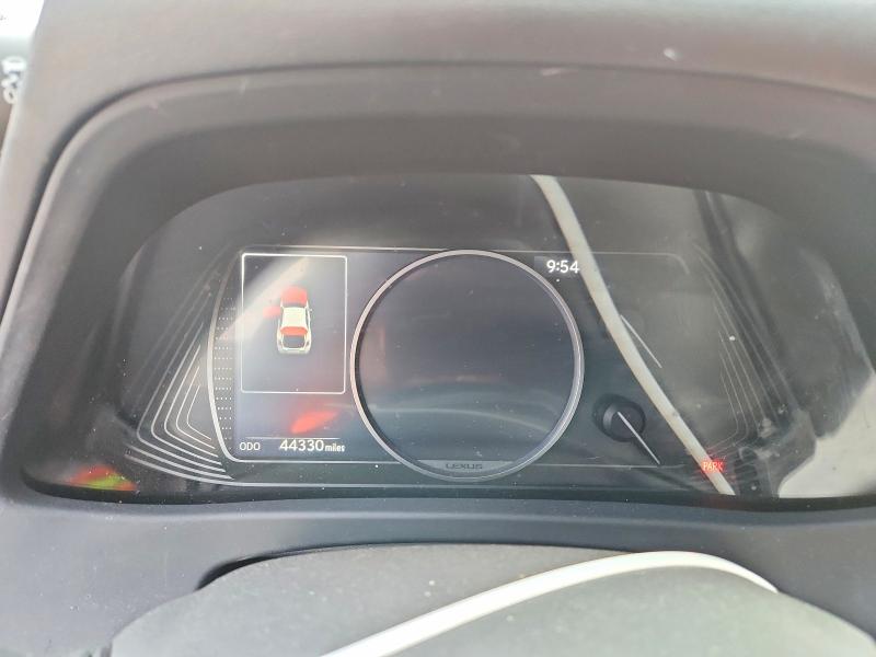 Photo 9 from auction – 2019 LEXUS UX with VIN JTHU9JBH0K2009237