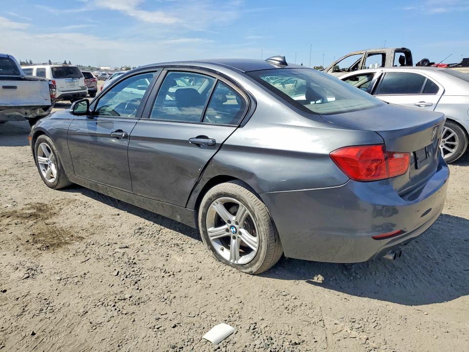 Photo 2 from auction – 2012 BMW 328 with VIN WBA3A5G51CNP16158