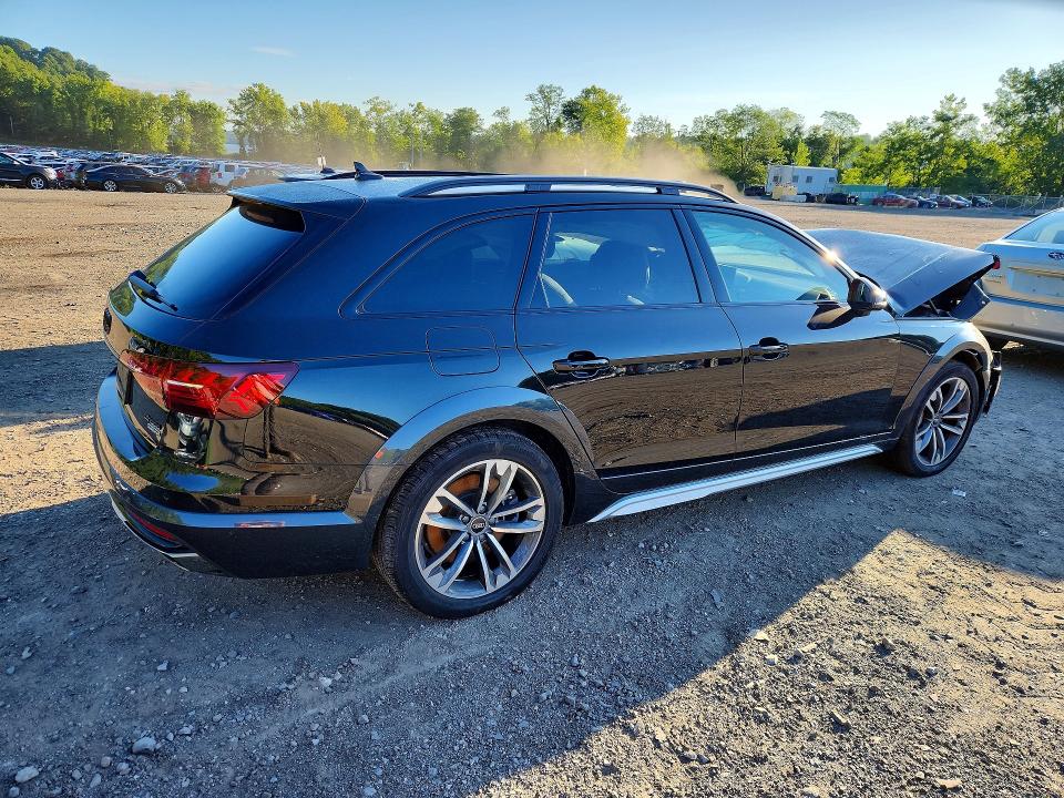 Снимка 3 от търг – 2023 AUDI A4 ALLROAD с VIN WA18AAF4XPA082902