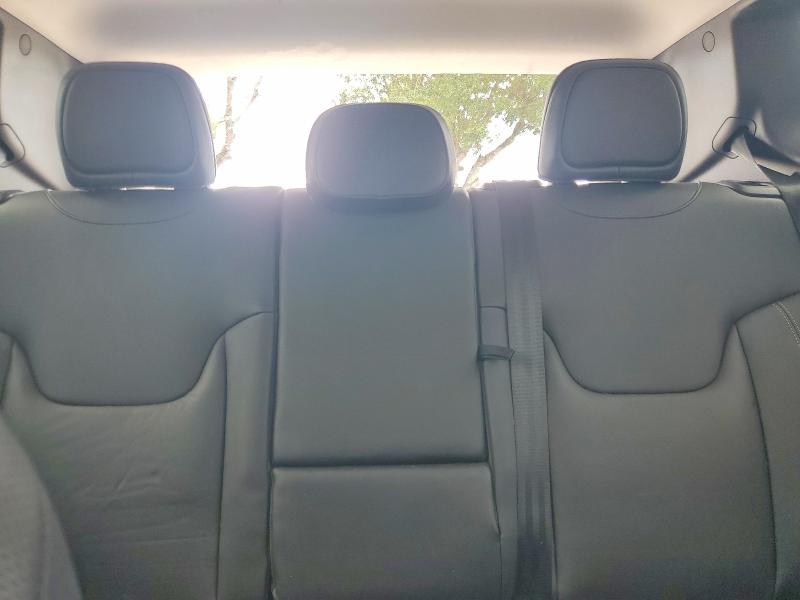Photo 10 from auction – 2018 JEEP RENEGADE with VIN ZACCJADB3JPH26264