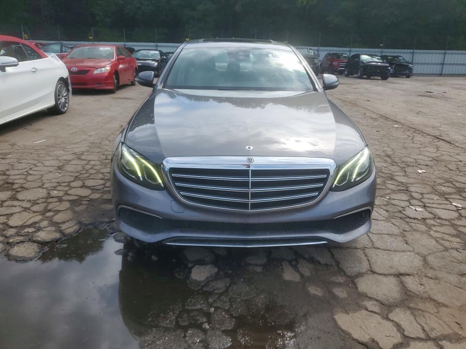 Photo 5 from auction – 2017 MERCEDES-BENZ E with VIN WDDZF4JB9HA241872