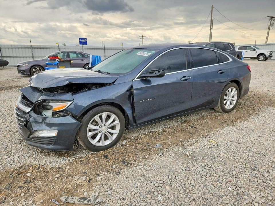 CHEVROLET MALIBU 2020 with VIN 1G1ZD5ST8LF092369 - Photo from auction