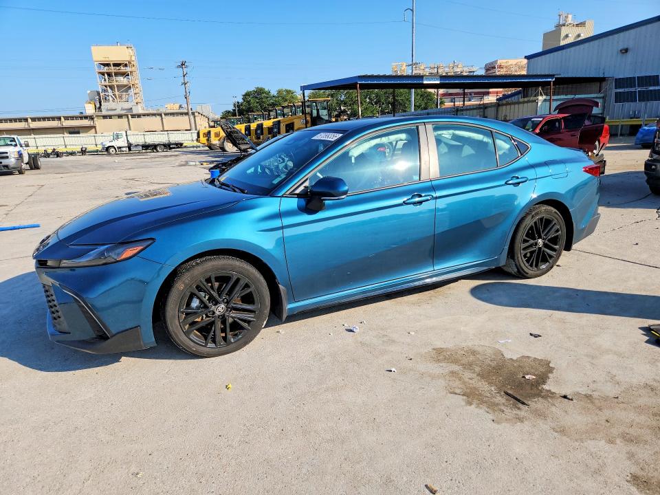 TOYOTA CAMRY 2025 with VIN 4T1DAACKXSU570290 - Photo from auction
