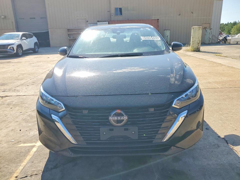 Photo 5 from auction – 2025 NISSAN SENTRA with VIN 3N1AB8CV6SY304563