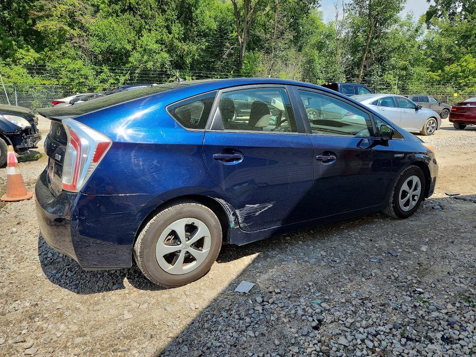 Zdjęcie 3 z aukcji – 2012 TOYOTA PRIUS z VIN JTDKN3DU6C1485378