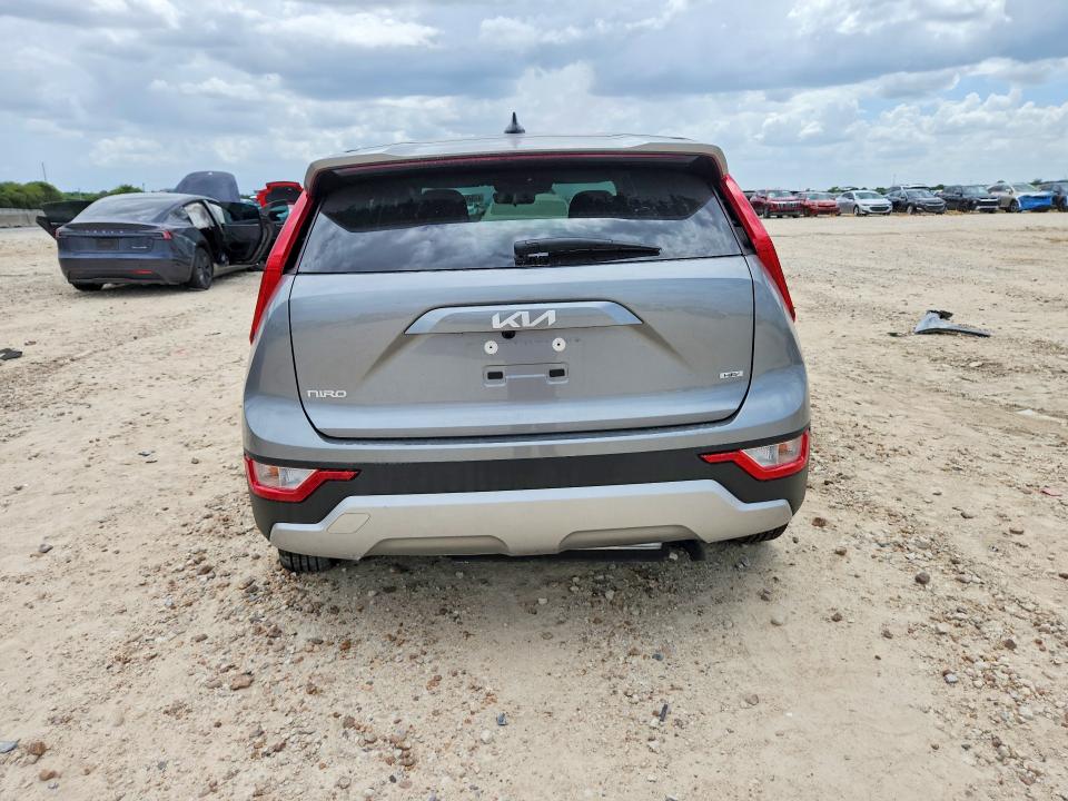 Photo 6 from auction – 2026 KIA NIRO with VIN KNDCP3LE9T5362238